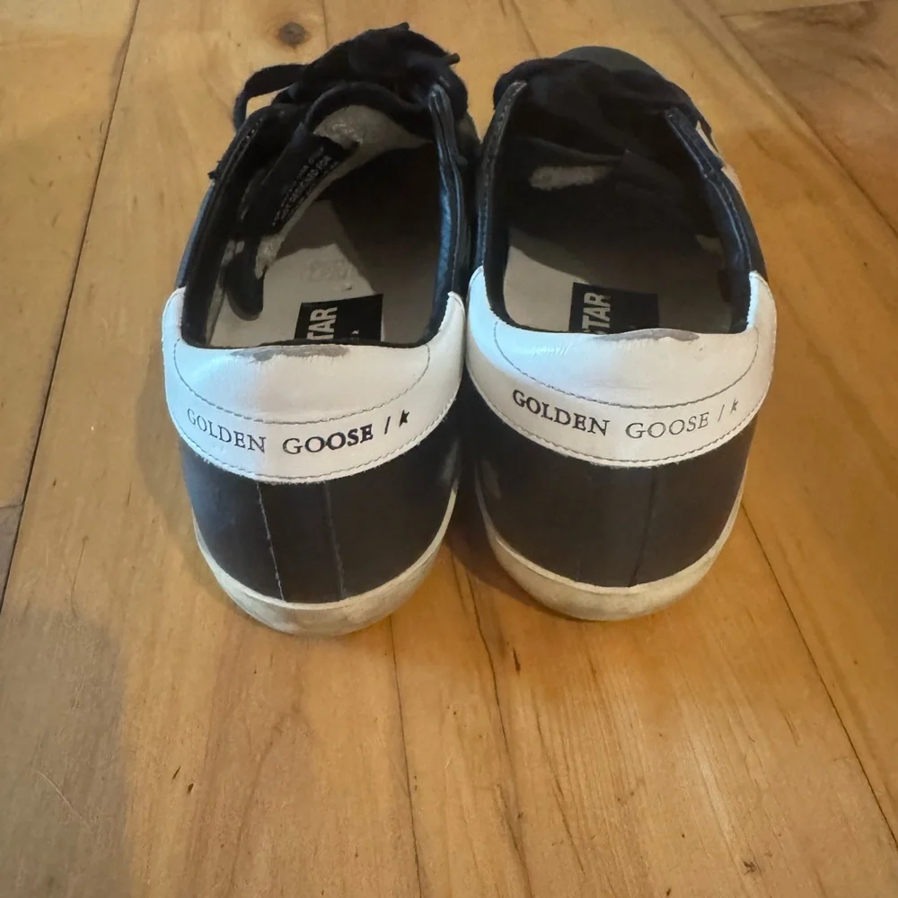 Golden Goose Black and White Retro Sneakers - Picture 3 of 5
